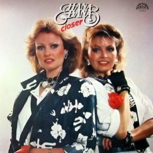 Hana & Dana - Closer (1987)