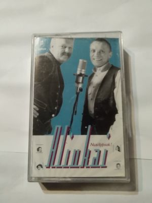 Aliukai - Nusišypsok! (2001)