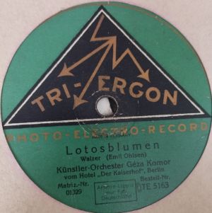 Künstler-Orchester Géza Komor - Lotosblumen / Donauwellen