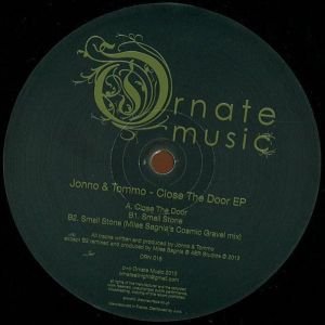 Jonno & Tommo - Close The Door EP (2013)