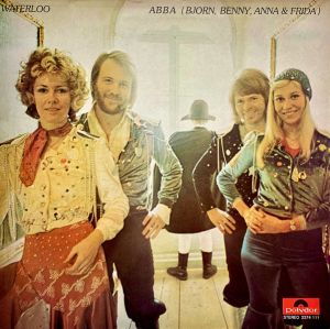 ABBA (Bjorn, Benny, Anna & Frida) - Waterloo (1974)