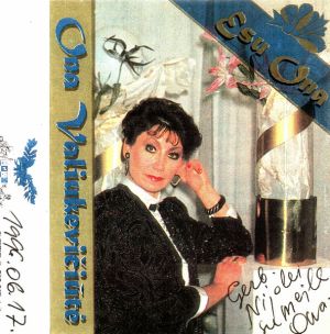 Ona Valiukevičiūtė - Esu Ona (1996)